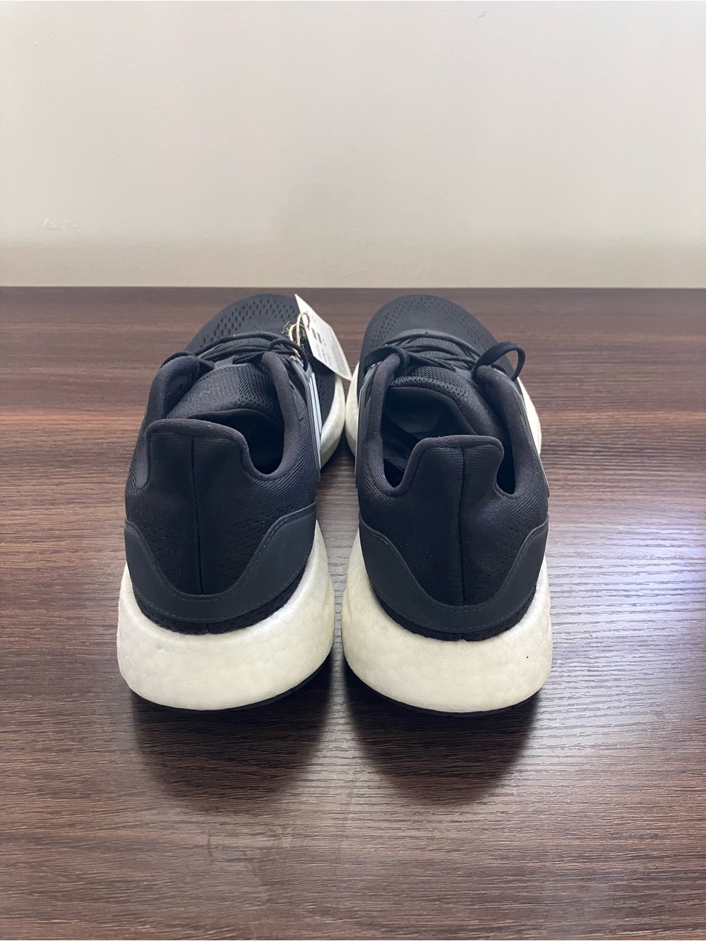 Adidas PureBoost 22 - Picture 2 of 5